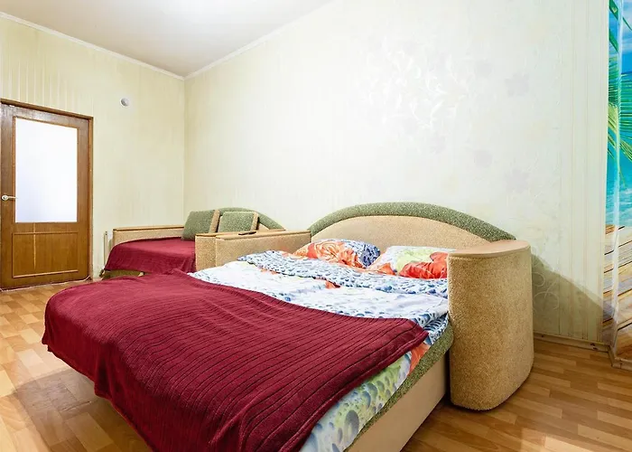 комфортная возле областной лечебницы, моря и куяльника *