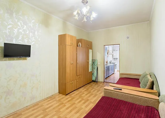 комфортная возле областной лечебницы, моря и куяльника Appartement *